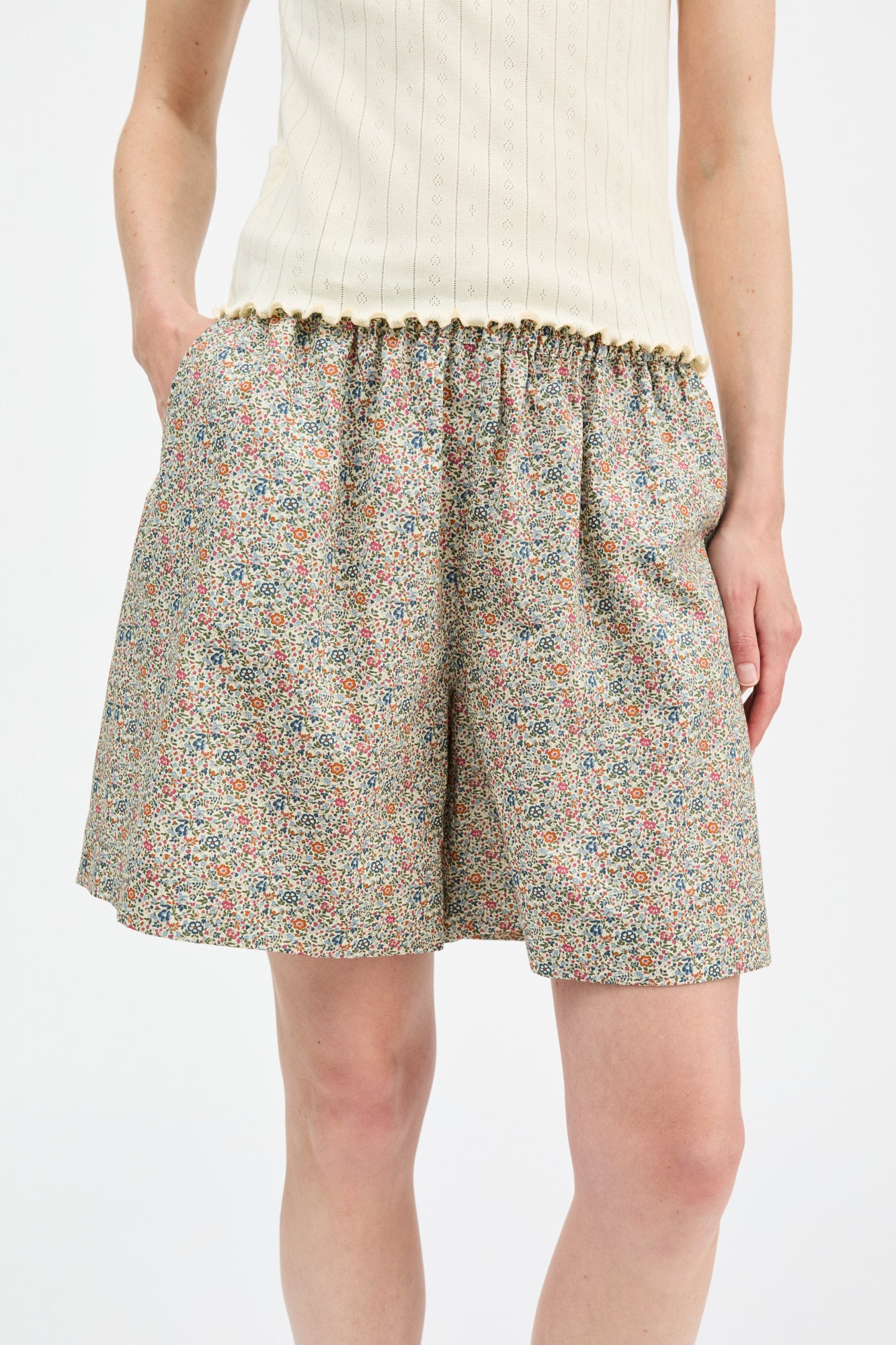 Skall Studio Edgar shorts Shorts Flower field