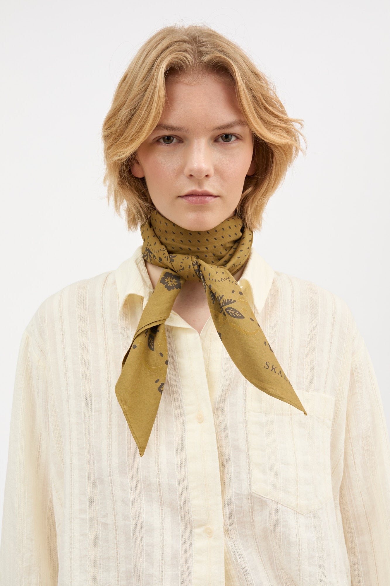 Skall Studio Juniper big scarf Scarf Khaki
